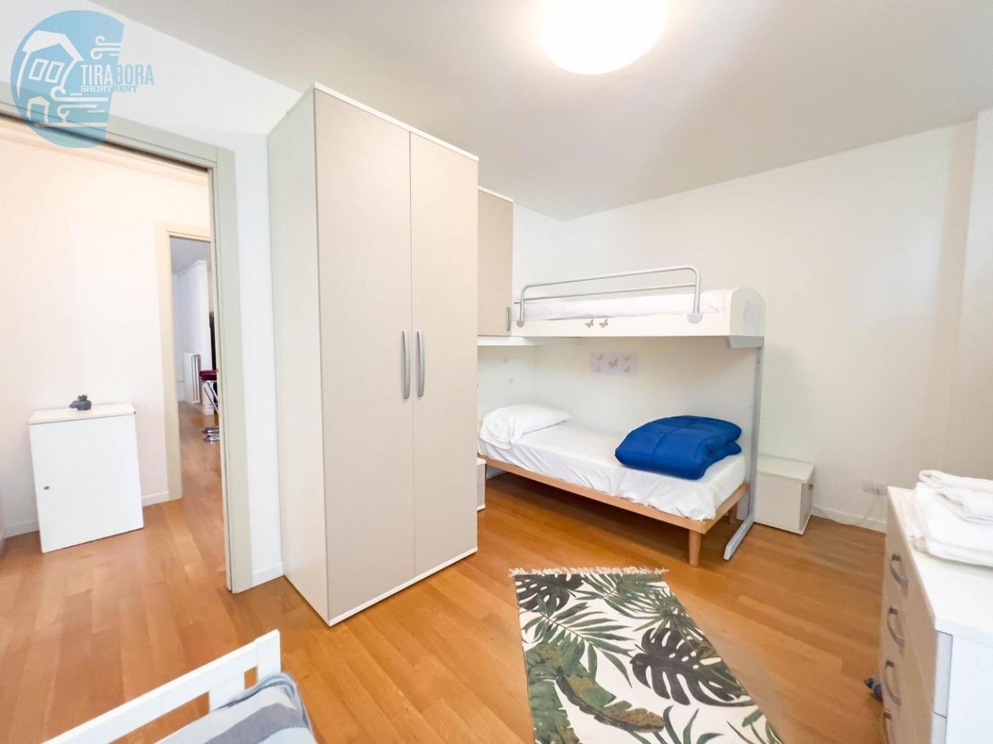 Apartament Cattedrale 5 Tirabora Short Rent Triest Zewnętrze zdjęcie