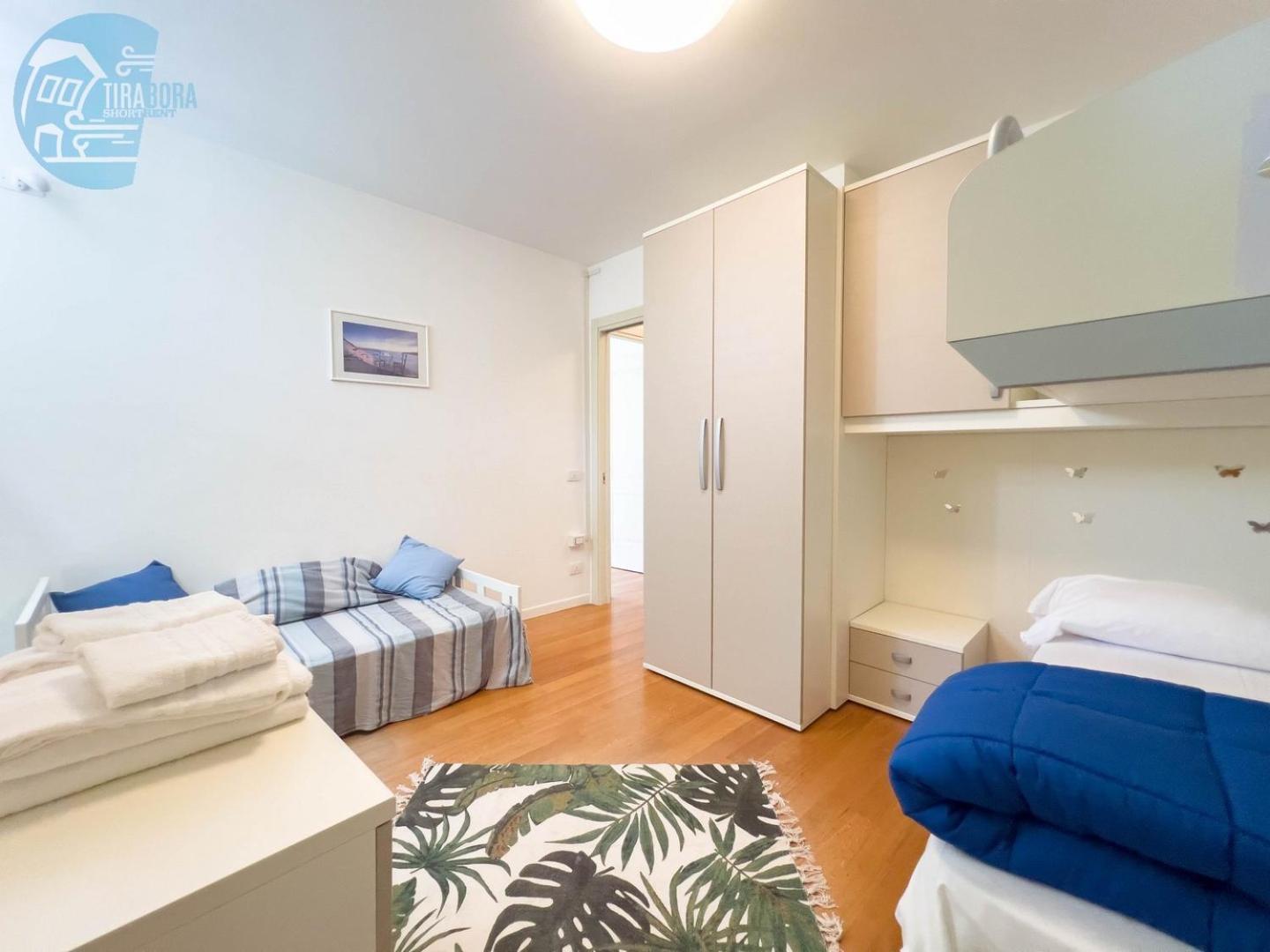 Apartament Cattedrale 5 Tirabora Short Rent Triest Zewnętrze zdjęcie
