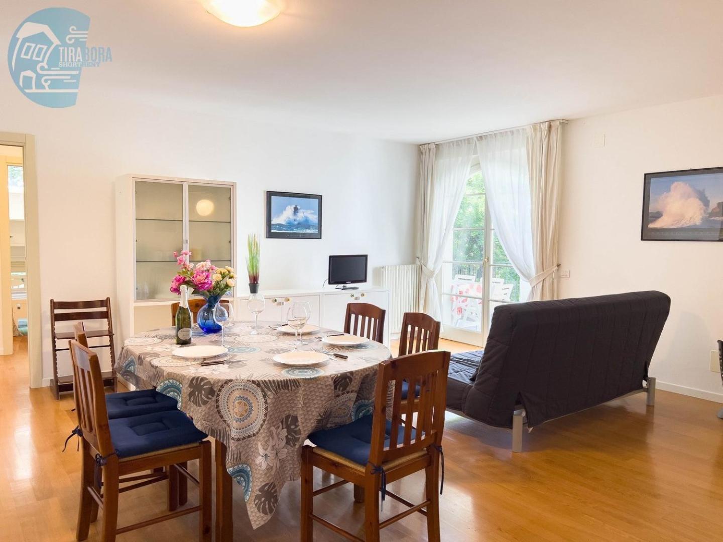 Apartament Cattedrale 5 Tirabora Short Rent Triest Zewnętrze zdjęcie