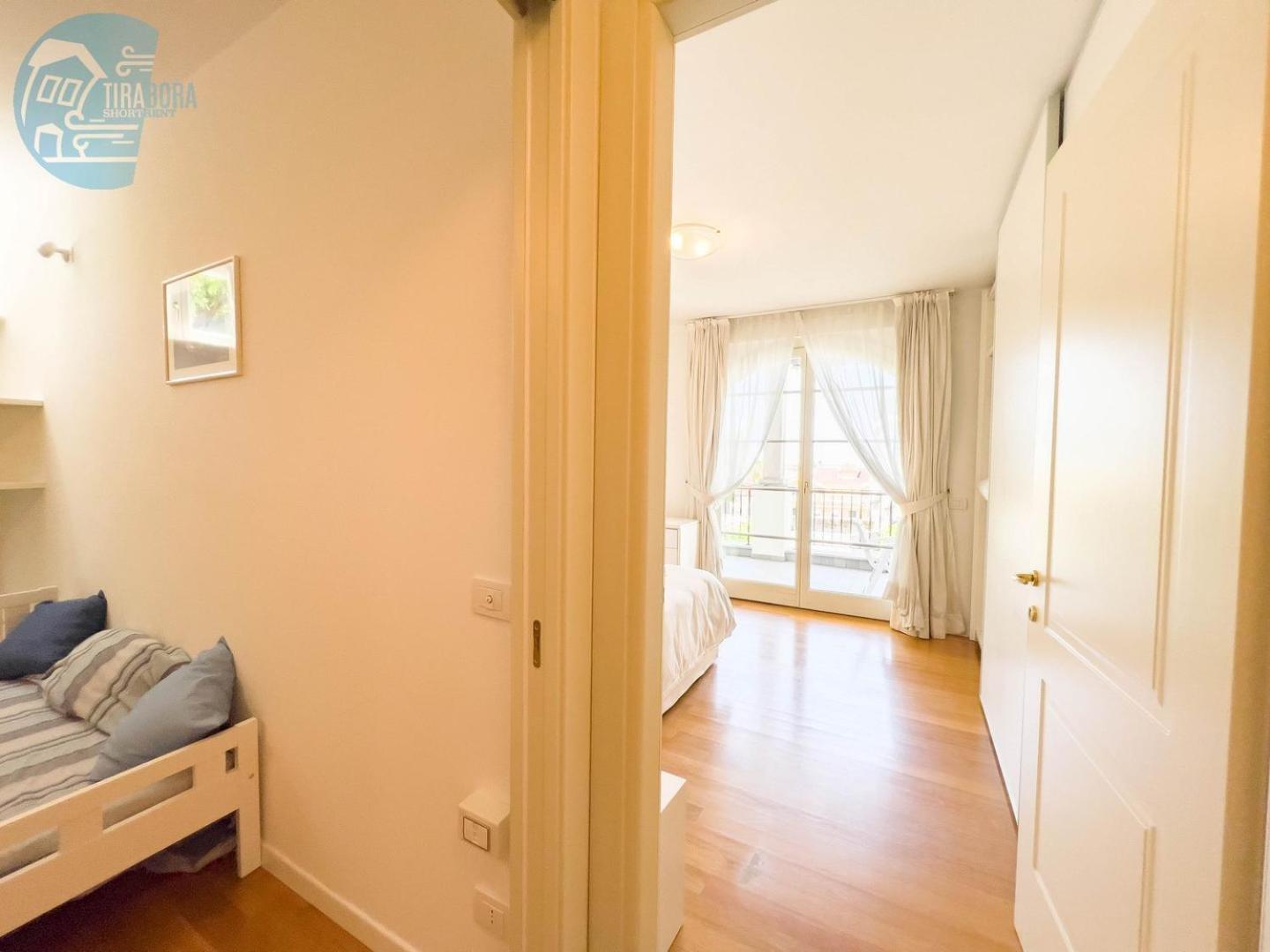 Apartament Cattedrale 5 Tirabora Short Rent Triest Zewnętrze zdjęcie