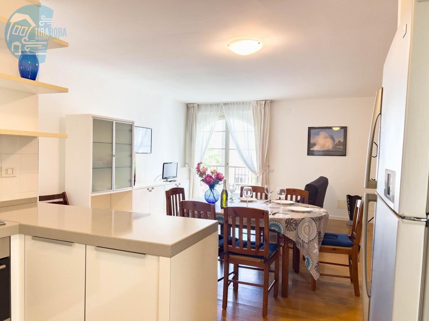Apartament Cattedrale 5 Tirabora Short Rent Triest Zewnętrze zdjęcie